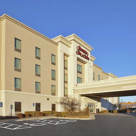 Hampton Inn & Suites Wichita-Northeast Bagian luar foto
