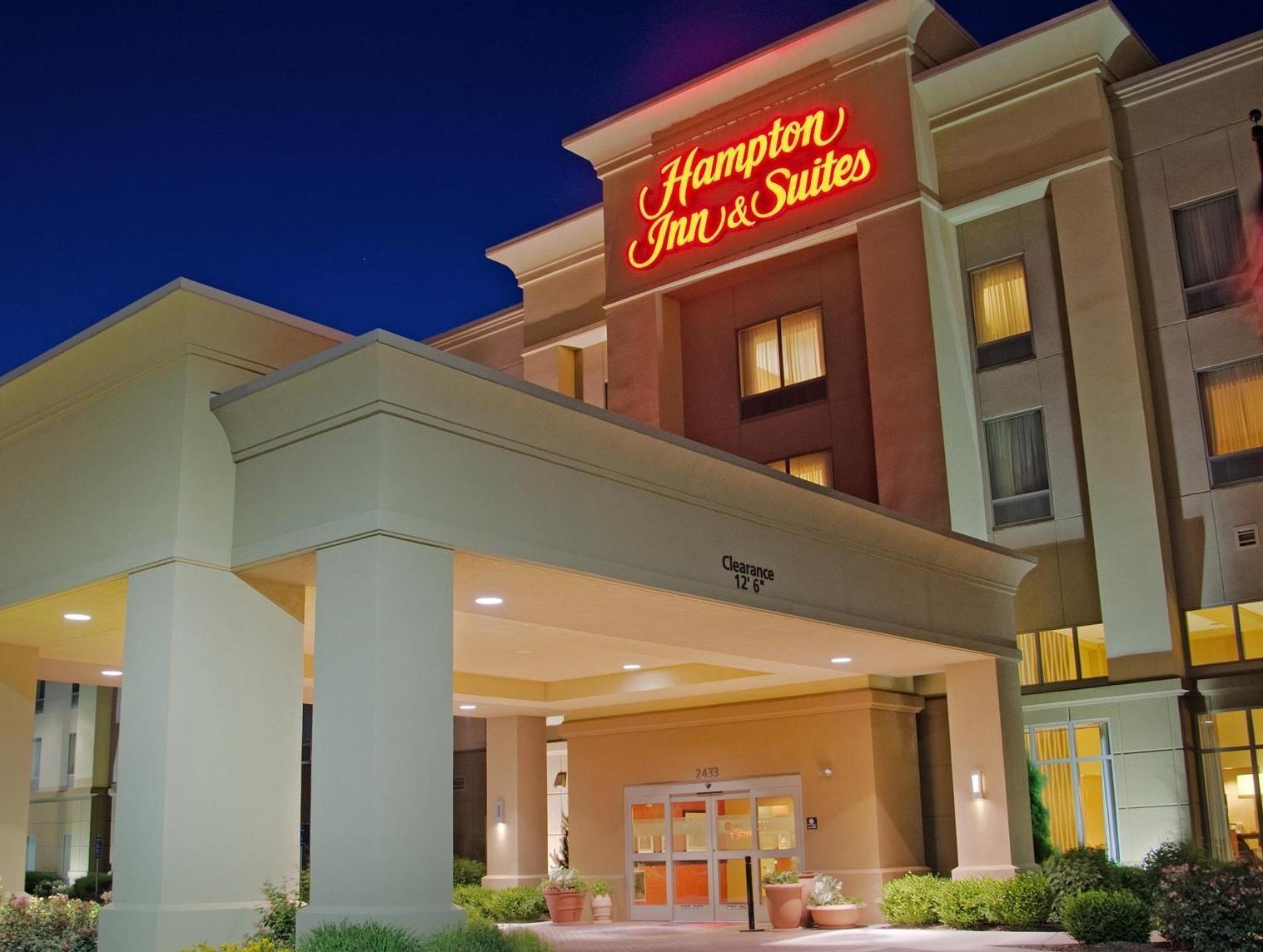 Hampton Inn & Suites Wichita-Northeast Bagian luar foto