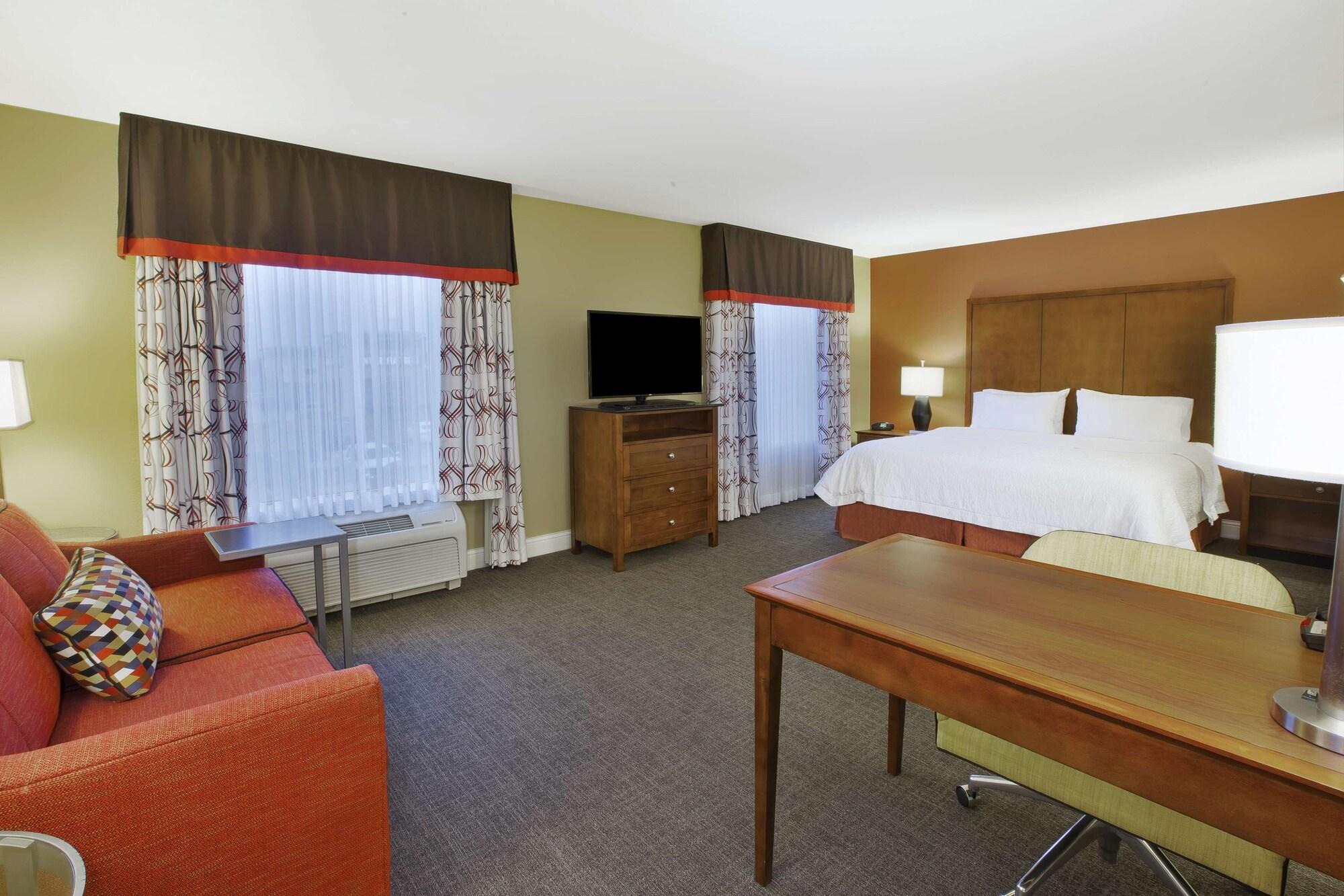 Hampton Inn & Suites Wichita-Northeast Bagian luar foto