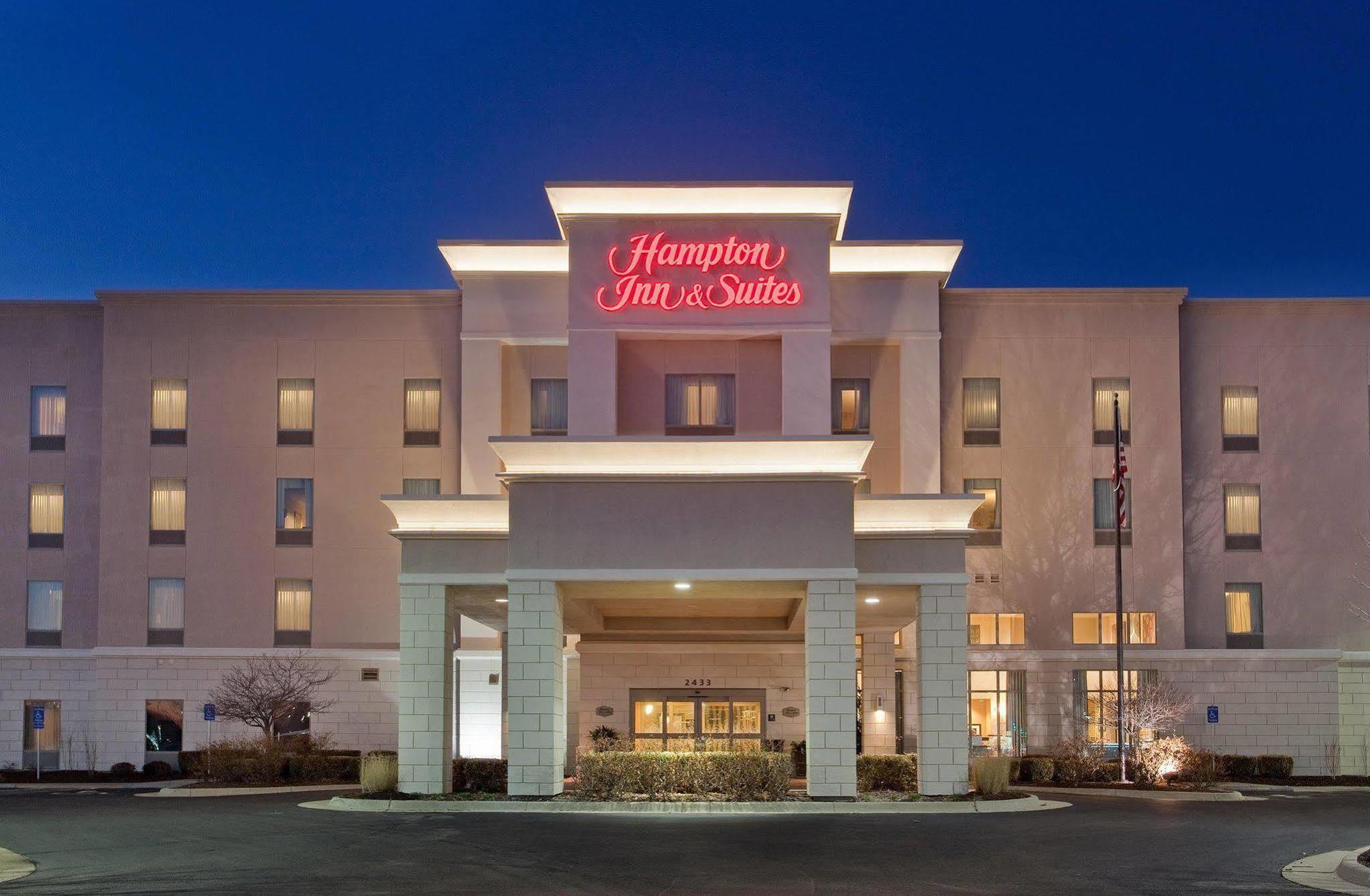 Hampton Inn & Suites Wichita-Northeast Bagian luar foto